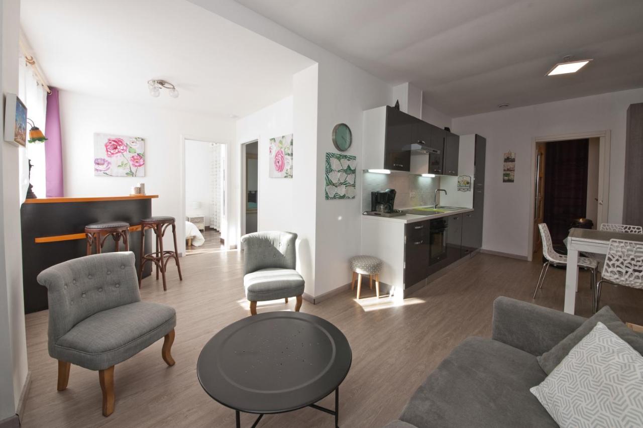 Gite 65 M2 200 M Gare T-G-V 400 M Centre-Ville Grand Parking 250 Places Gratuit Face Au Logement Arras Eksteriør bilde